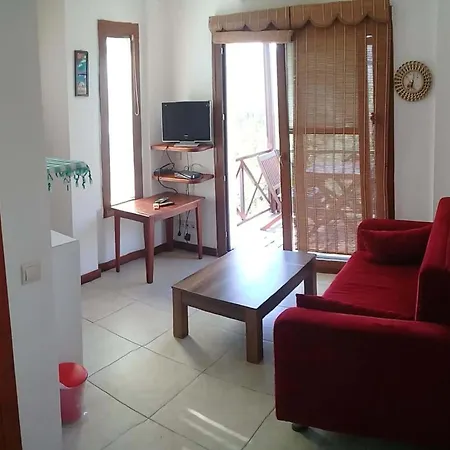 Comfortable Apart 2 Min Walk To Beach With Wonderful View Διαμέρισμα